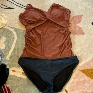 Like new Pink Blush maternity tankini, top XL bottom L